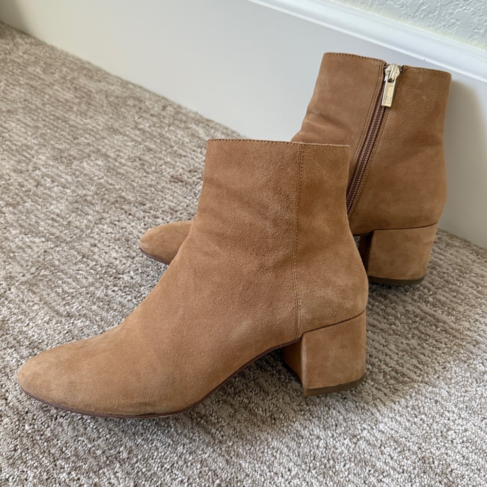 Pelle Moda Women’s Suede Ankle Boots / Booties Tan Size 8